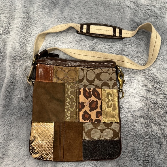 Vintage Coach, Crossbody Bag, Patchwork Design.  8 3/4 X 7 1/2 - Picture 2 of 7